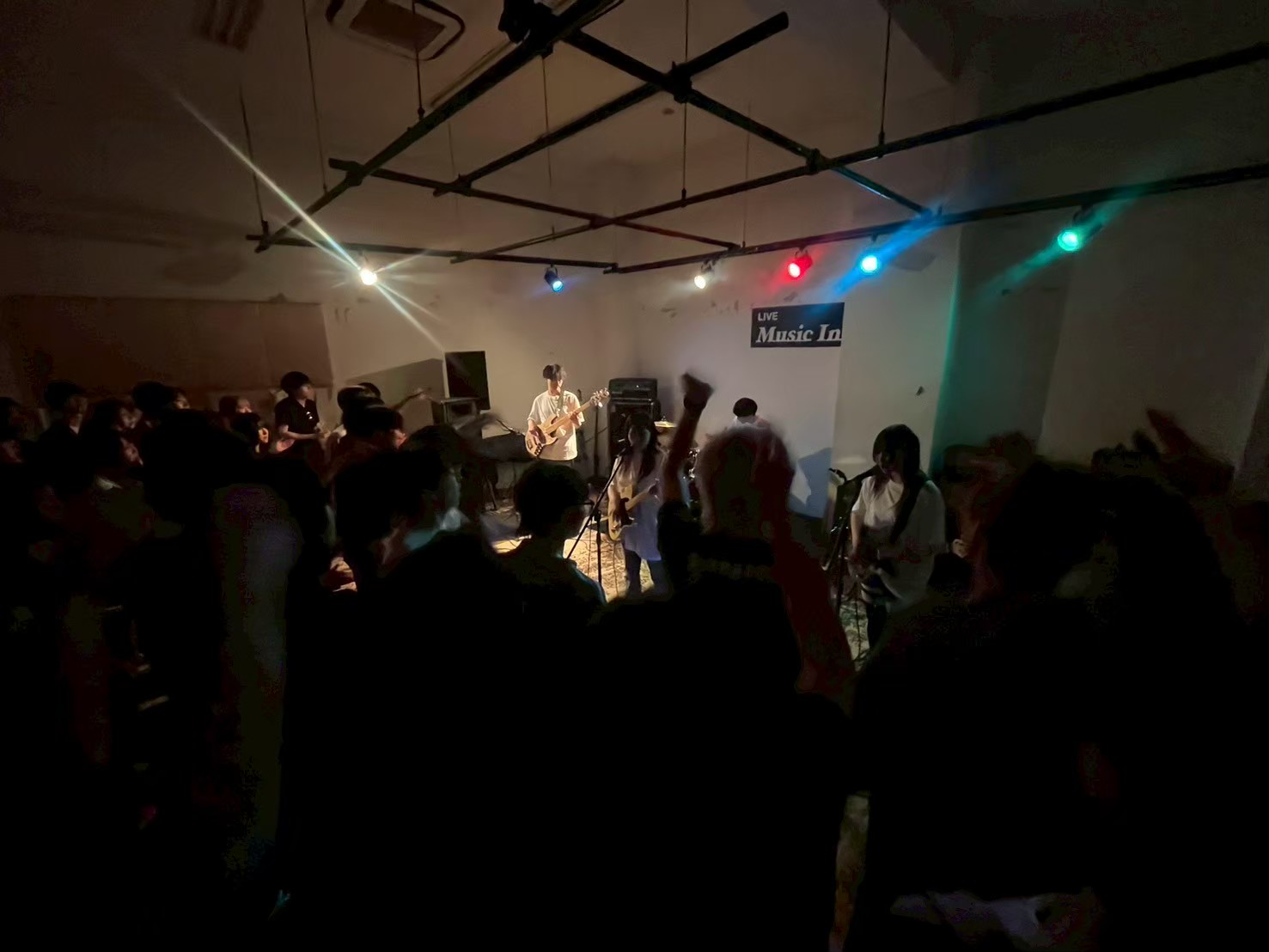 ライブパフォーマンス